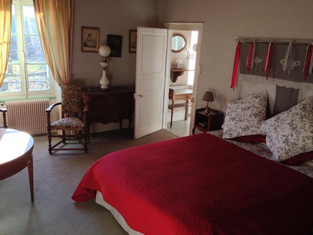 مبيت وإفطار Ardenais Domaine De Vilotte الغرفة الصورة